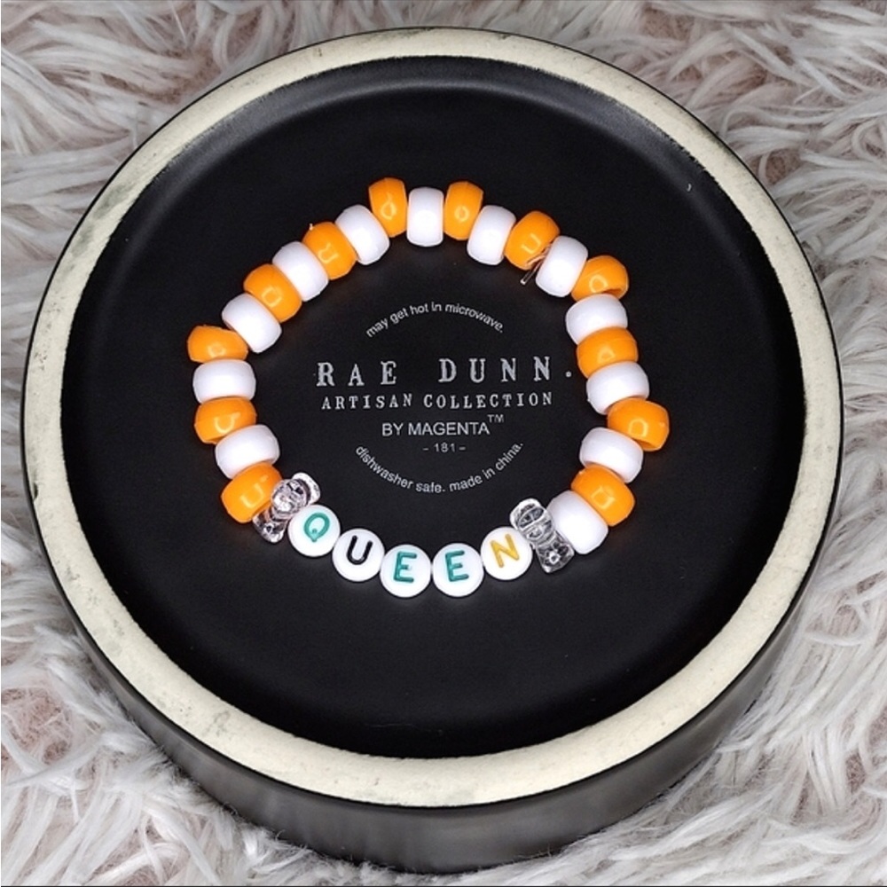 QUEEN KANDI BRACELET